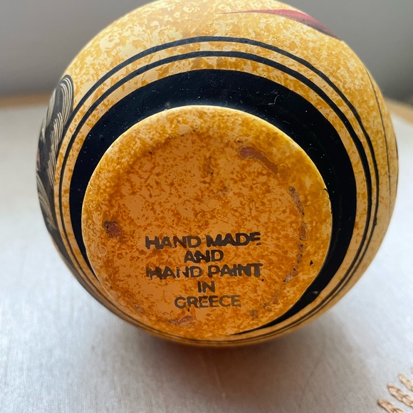 Hand  Made And Hand Painted Greek Vase. NWOT - Picture 4 of 6